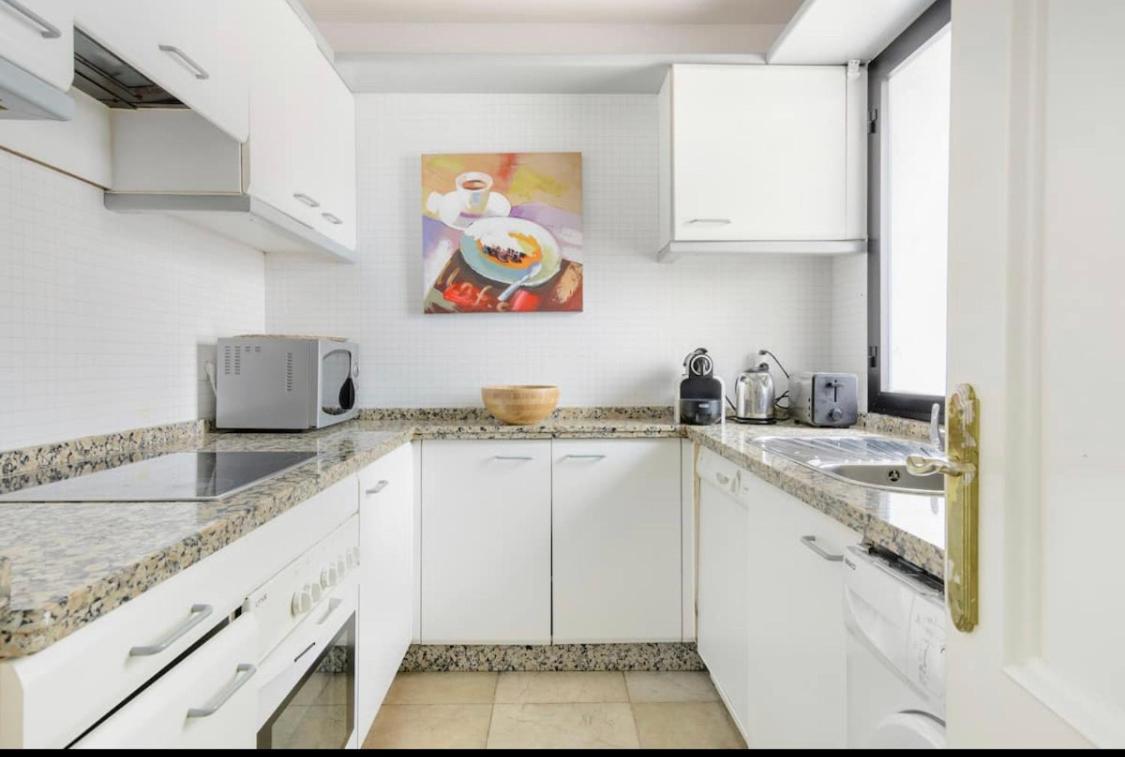 Apartment Puerto Banus !!! Piscine Et A Proximite